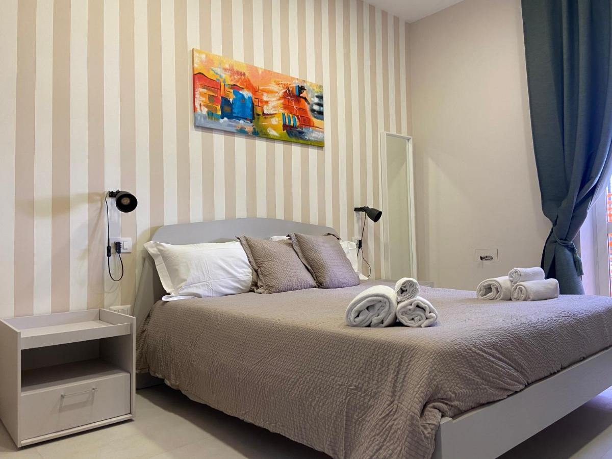 2Naples Rooms Екстер'єр фото